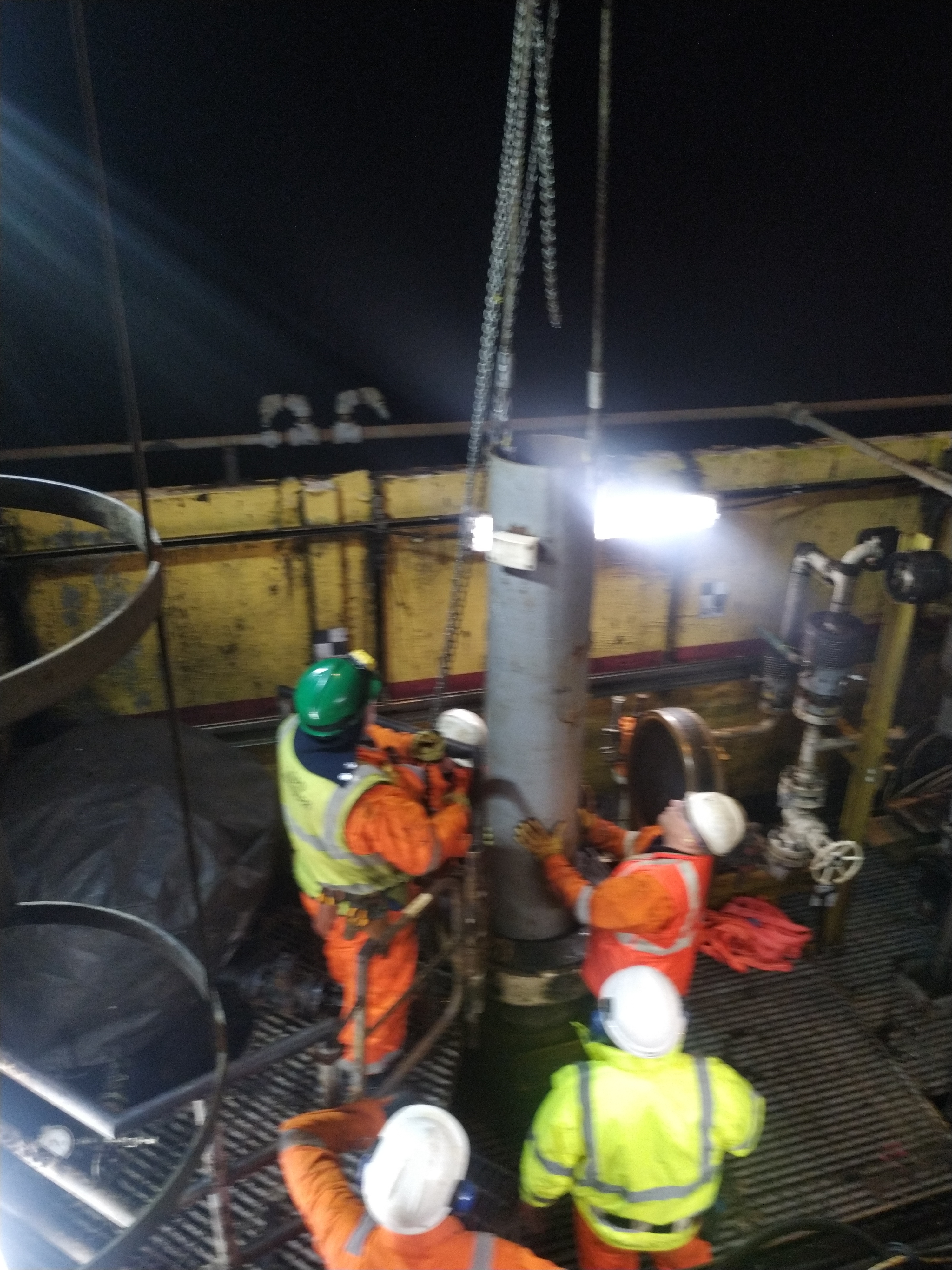 Innovative Inspection: Jee Navigates Complex Pipeline with Riser Crawler Solution