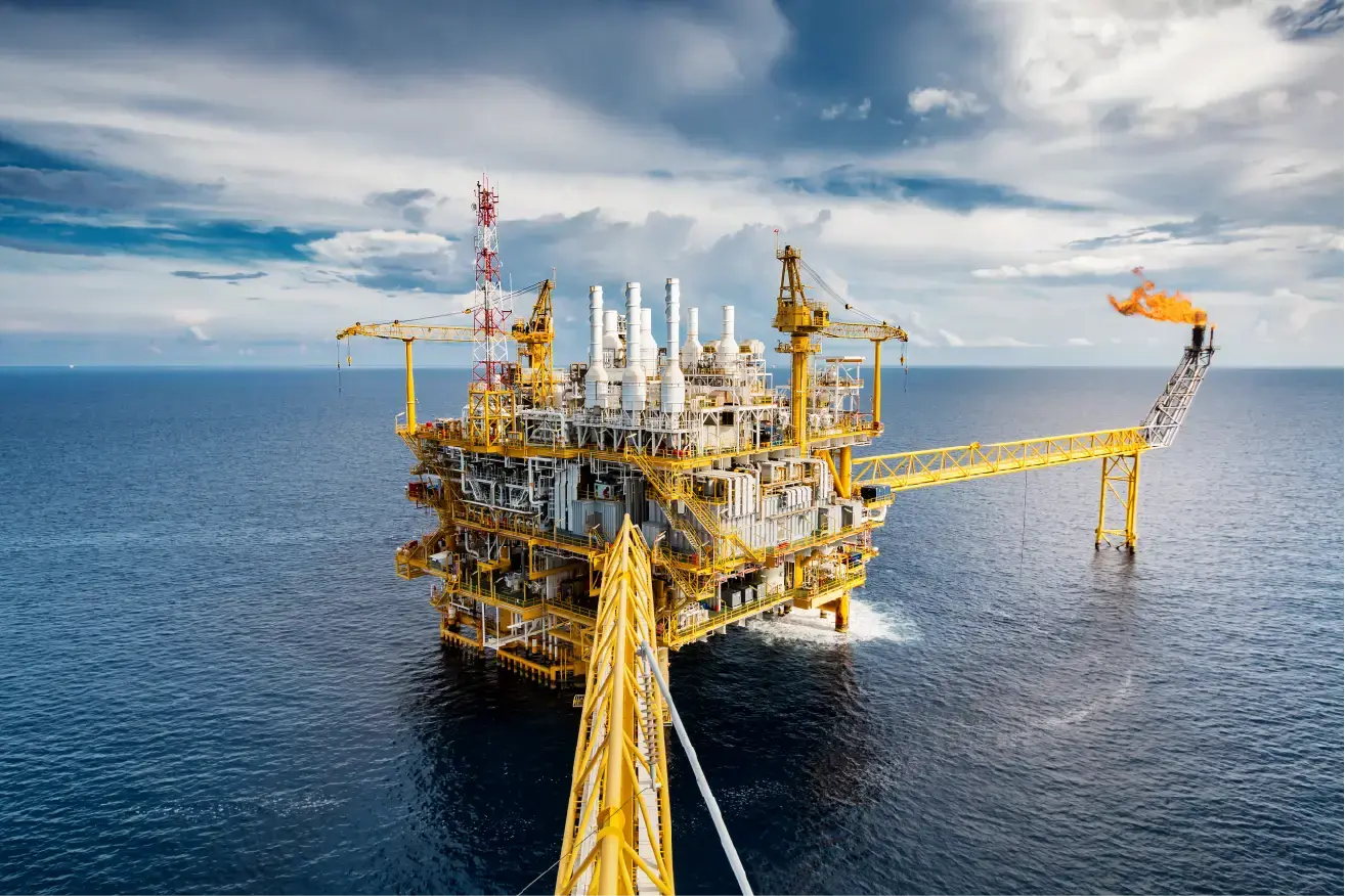 Plug isolation for pipeline decommissioning
