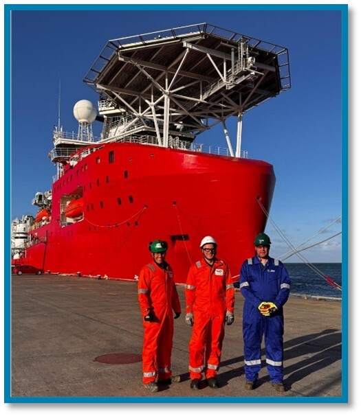 Hot tapping for spool installation